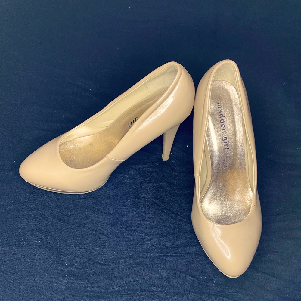 Tan Madden Girl Pumps